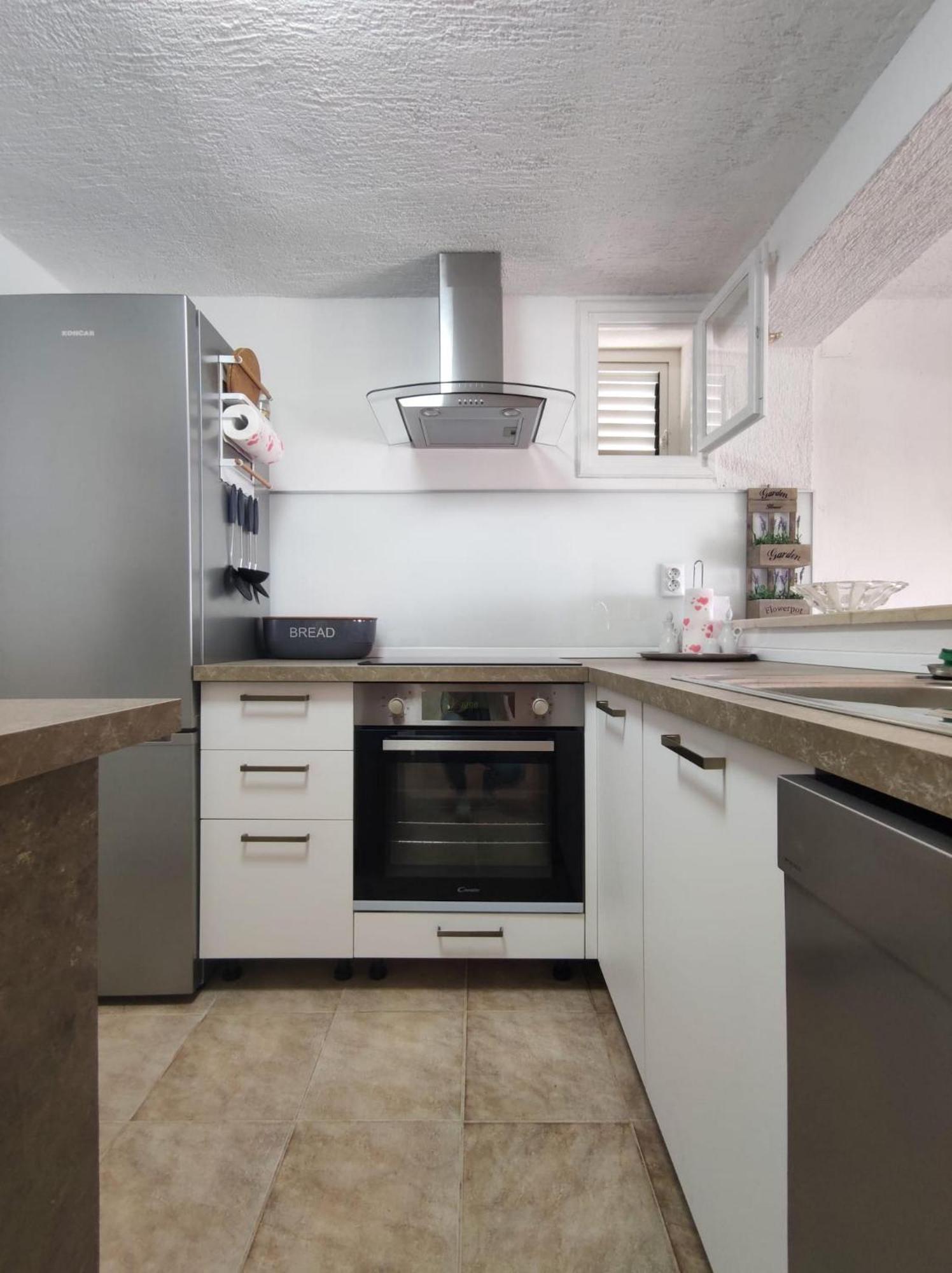 Scenic Sea View,Three Bedroom Villa With Pool Trogir Eksteriør bilde